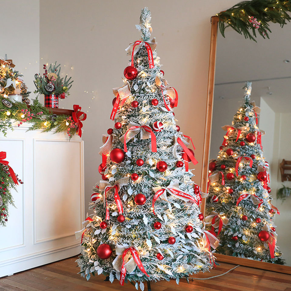 Luminous Pagoda Christmas Tree™